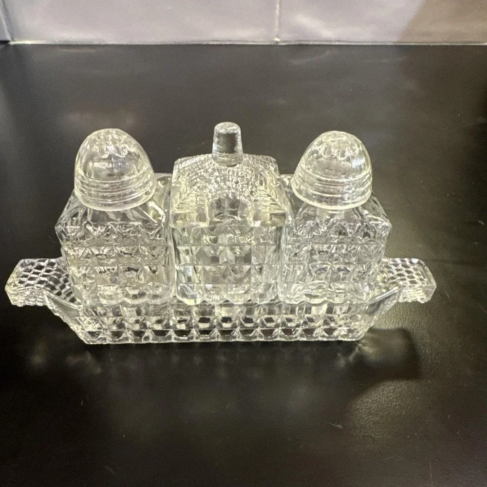 Vtg Bohemia Glass Salt Pepper‎ Shakers Mustard Jar in Tray Czech Bohemian